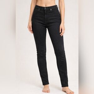 Denim Forum Women's Charcoal Skinny Jeans